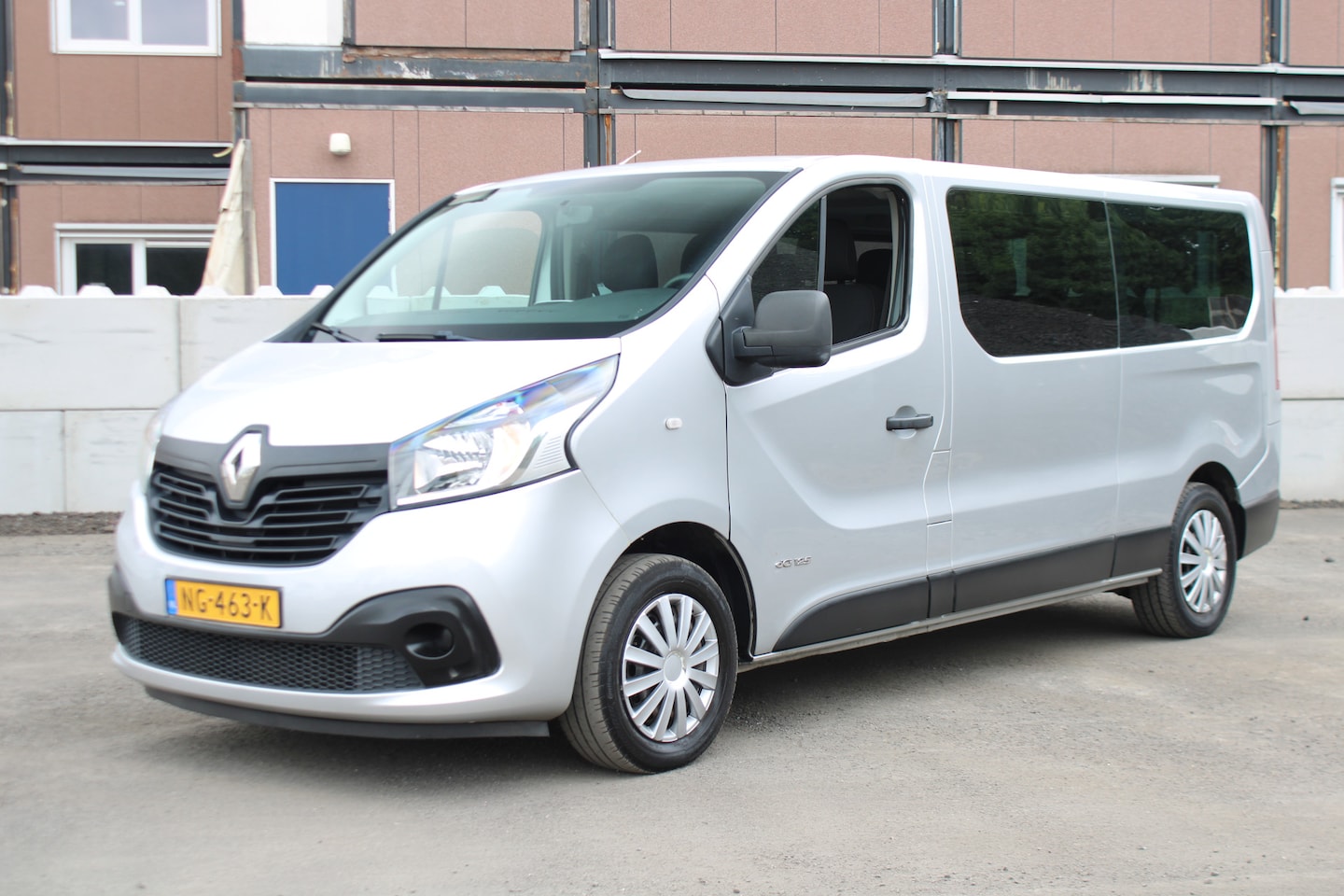 Renault Trafic Passenger - 1.6 dCi Grand Expression Energy 1.6 dCi Grand Expression Energy - AutoWereld.nl