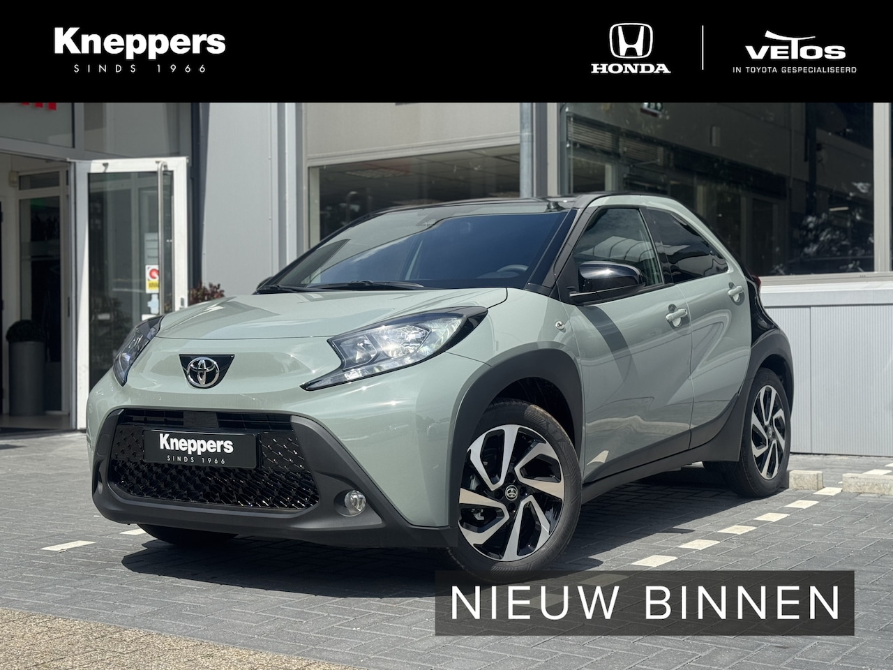 Toyota Aygo X - 1.0 VVT-i MT Pulse Apple/Android, Cruise, 17inch velgen, Voorstoelen verwarmd , All-in Rij - AutoWereld.nl