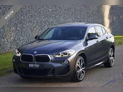 BMW X2 - sDrive 20i| M Pakket - Pano - LED - Garantie