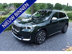 BMW X1 - sDrive18i '23 FULL, LEER, PANO, ADAPT, NIEUWST