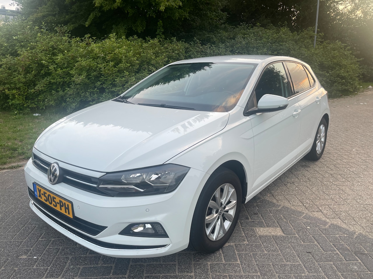 Volkswagen Polo - 1.0 TSI Highline - AutoWereld.nl