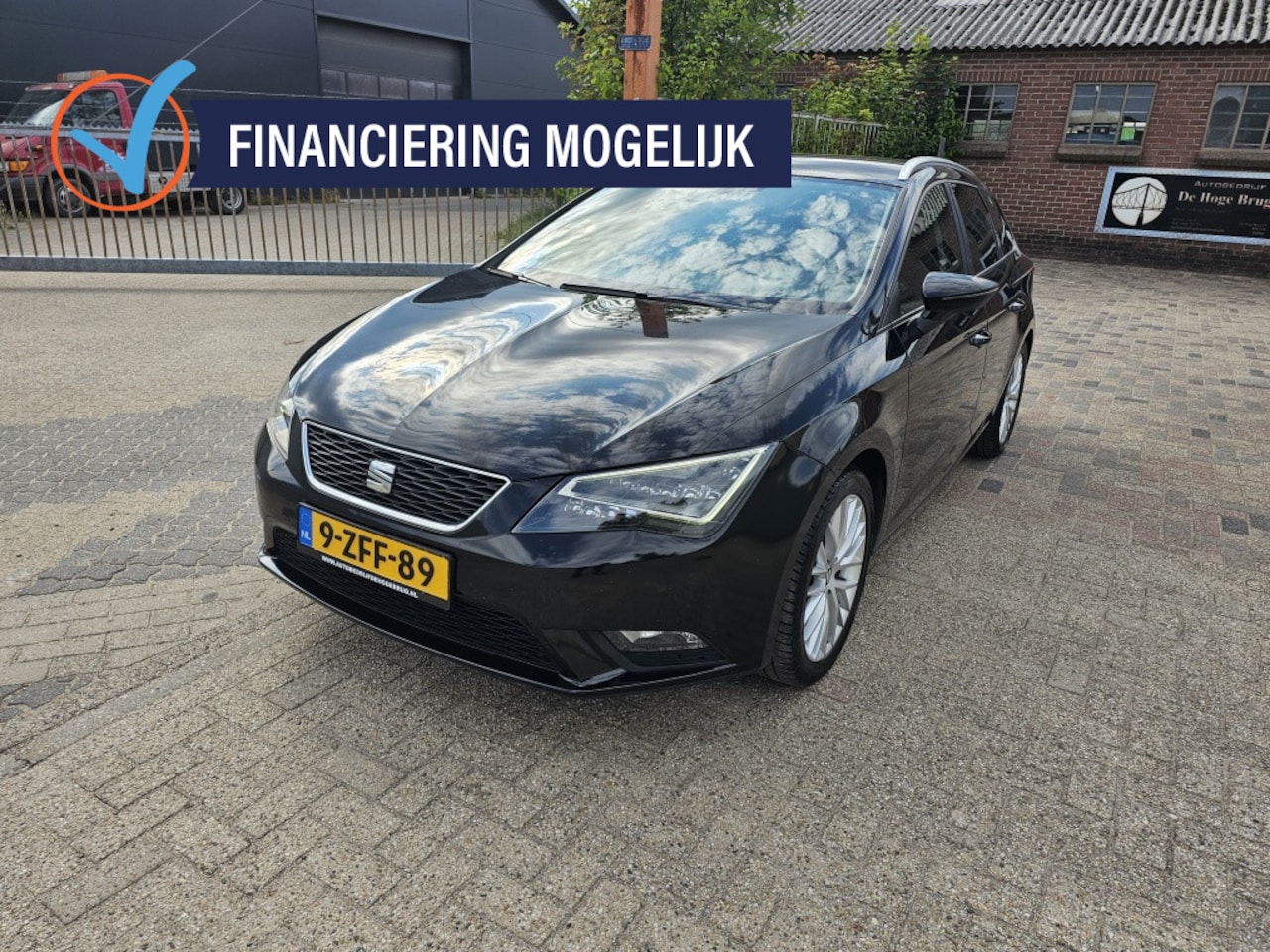 SEAT Leon ST - 1.6 TDI Eco Sport Nap,Trekhaak,Airco,Navi - AutoWereld.nl