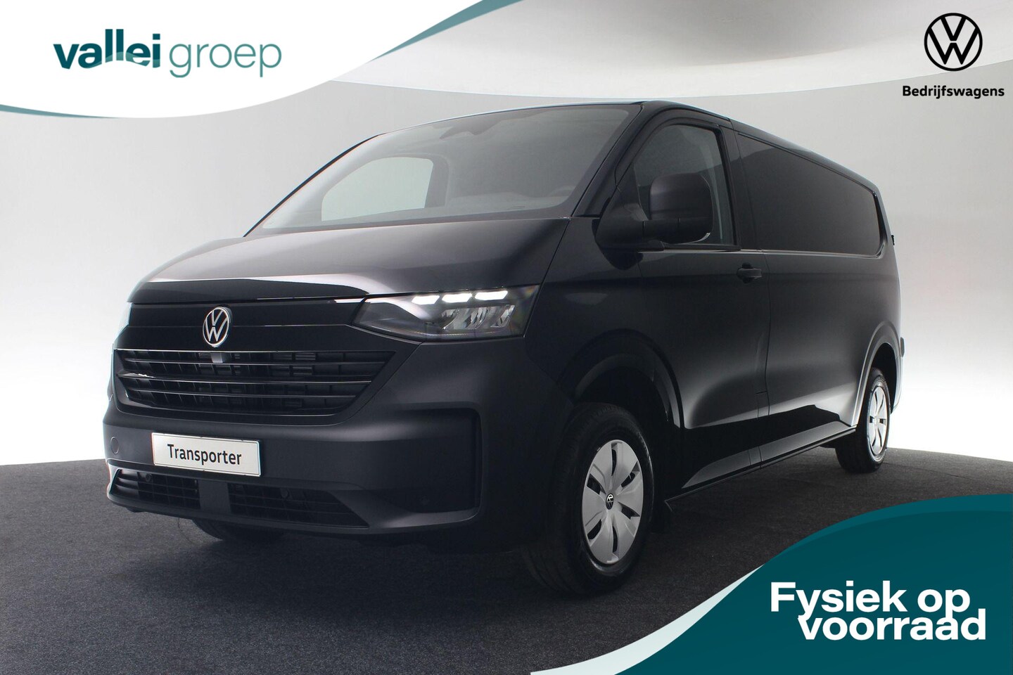 Volkswagen e-Transporter - Bedrijfswagens Life Intro 160 kW 218 pk L2 3500 mm | LED | Camera  | Trekhaak - AutoWereld.nl