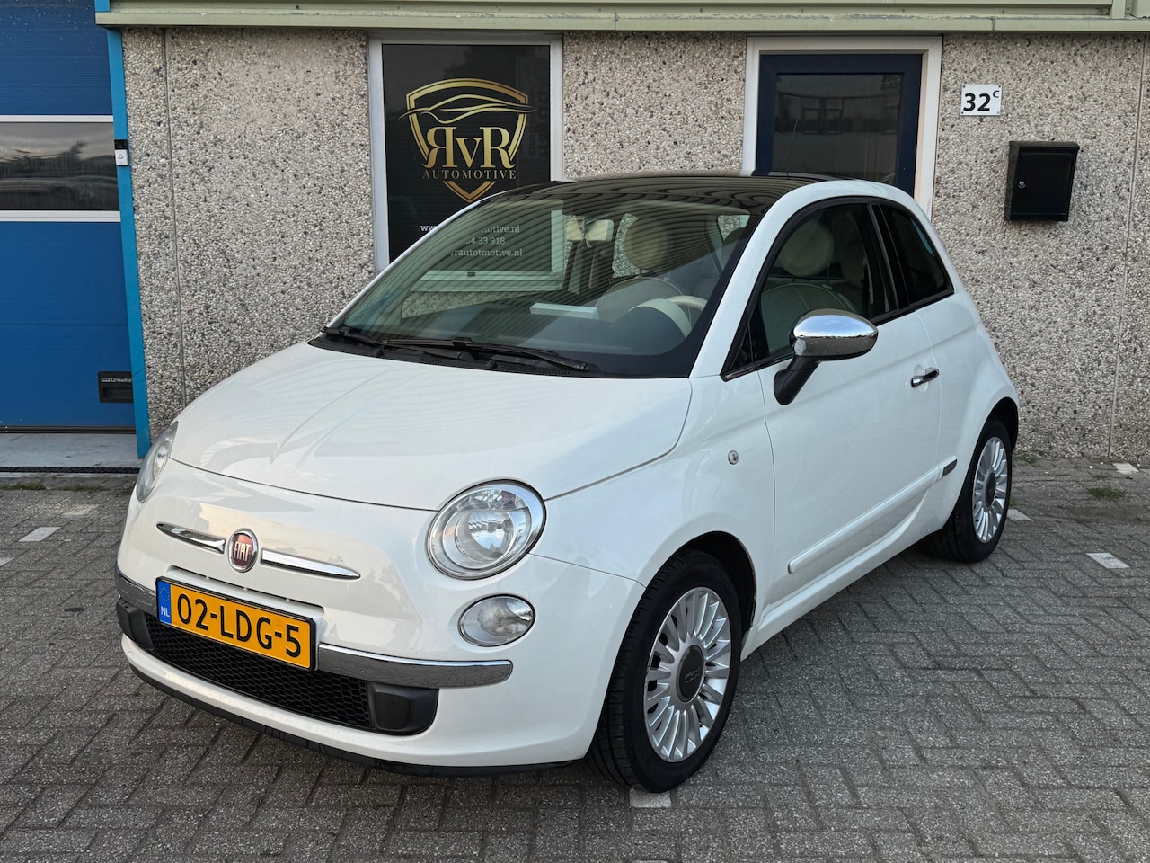 Fiat 500 - 1.2 Lounge AUT ! PANO ! NWE KOPPELING ! GARANTIE - AutoWereld.nl