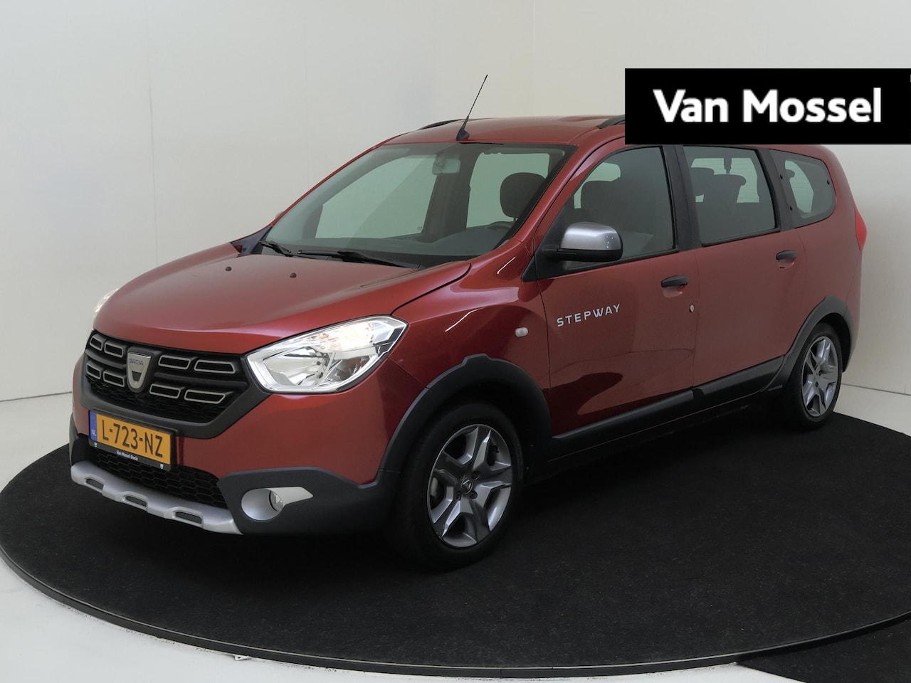 Dacia Lodgy - 1.3 TCe130 Stepway 7persoons | Airco | Navigatie | Parkeersensoren  | - AutoWereld.nl