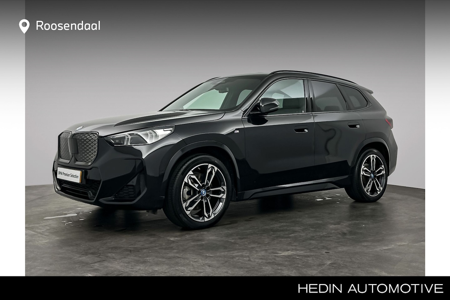 BMW iX1 - xDrive30 Launch Edition 67 kWh M-Sport | Trekhaak | Panoramadak | Comfort Access | Harman - AutoWereld.nl