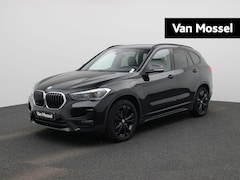 BMW X1 - xDrive25e Executive | Lederen Bekleding | Navigatie | Head Up Display | Stoelverwarming |