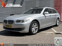 BMW 5-serie Touring - 520d High Executive Automaat | Pano | Climate | Cruise | Navi | PDC | Stoelverwarming |