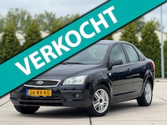 Ford Focus - 1.6-16V Futura | Automaat | Airco | Cruise control | Elektrische ramen | Bluethooth