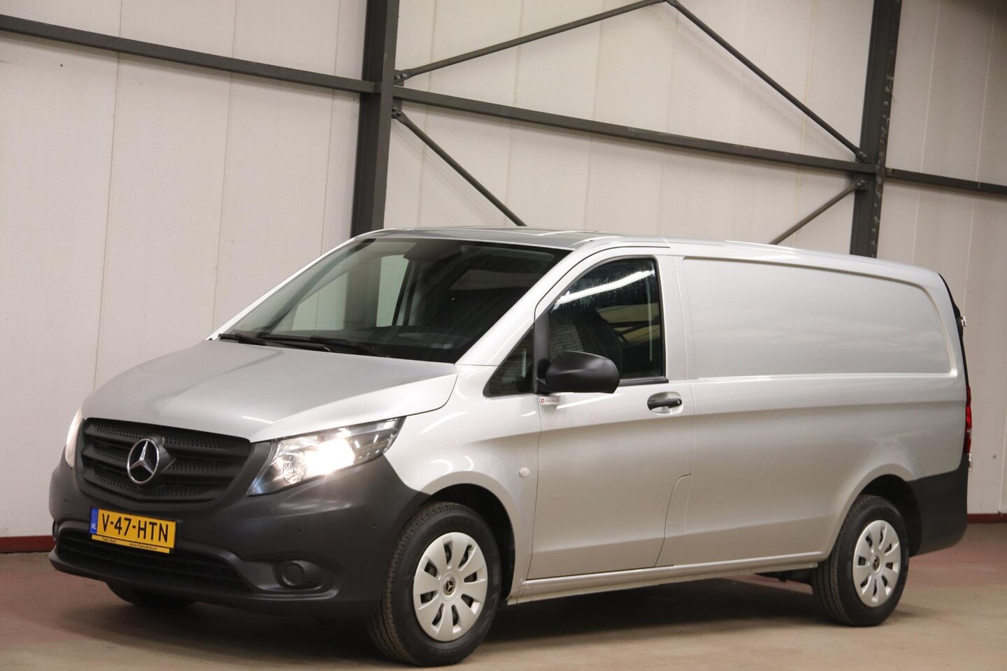 Mercedes-Benz Vito - 114 CDI L2H1 Financial Lease €252 per maand Mercedes-Benz Vito 114 CDI L2H1 AUTOMAAT - AutoWereld.nl