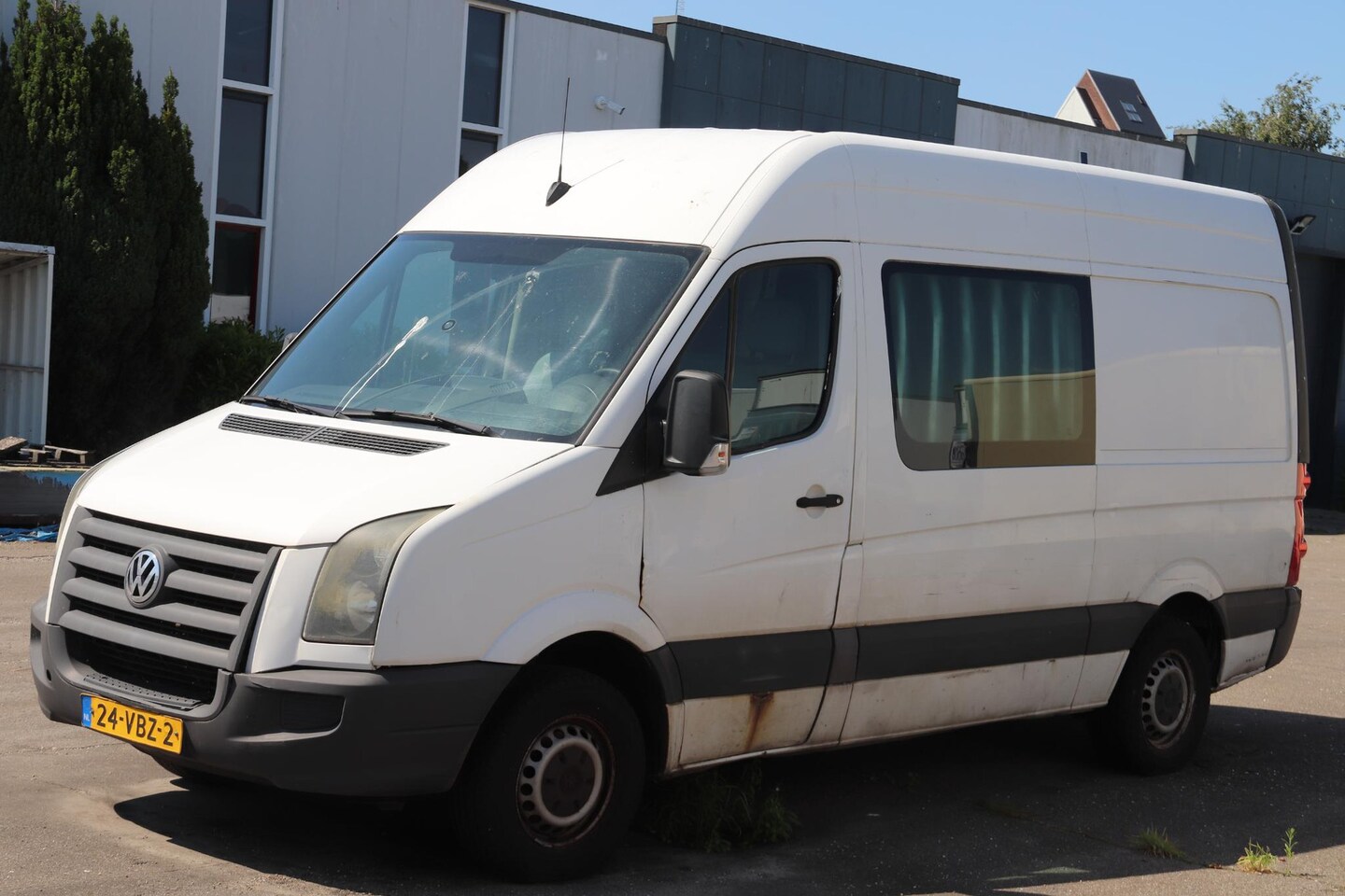 Volkswagen Crafter - 35 2.5 TDI L2H2 MOTOR DEFECT - AutoWereld.nl