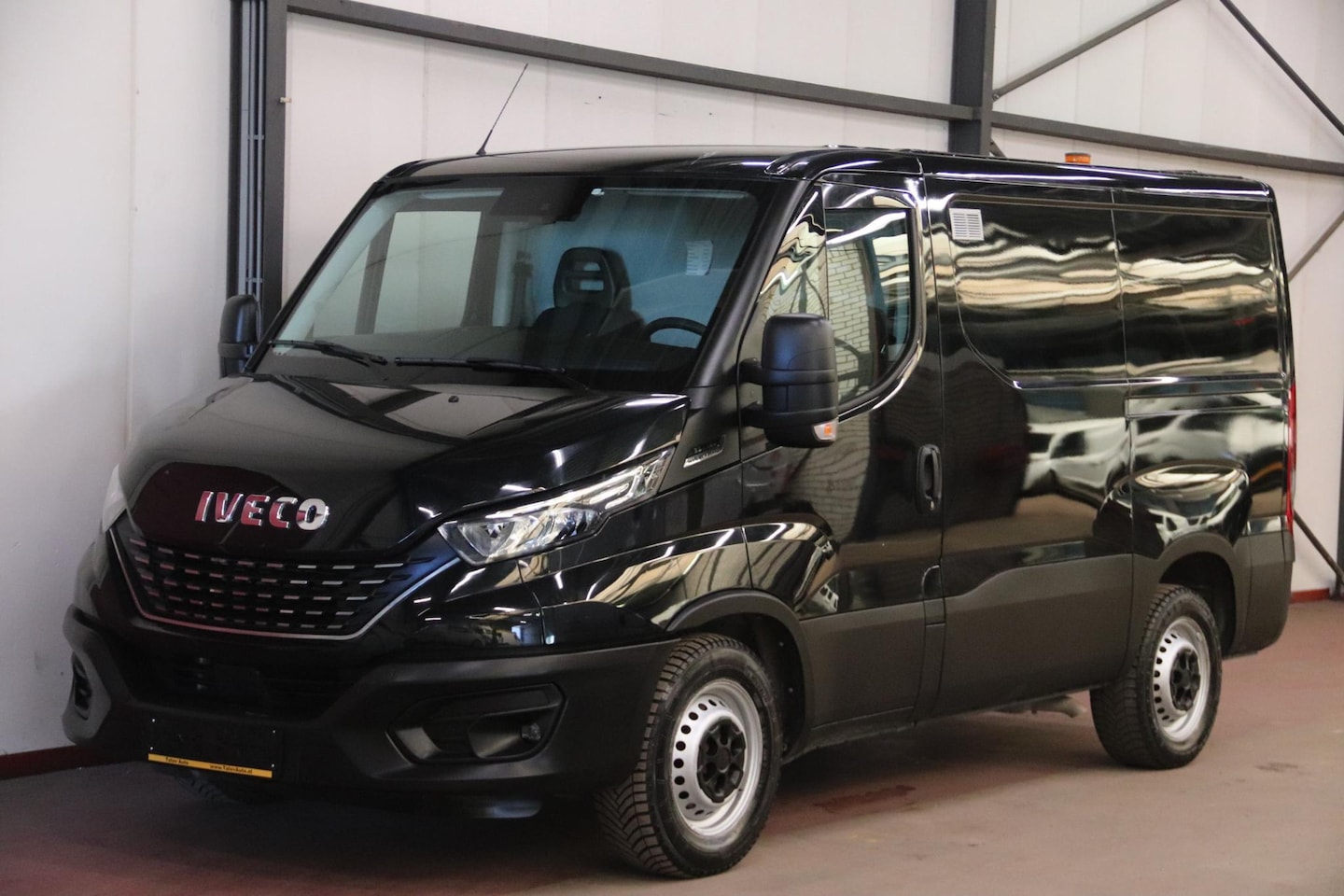 Iveco Daily - 35C16 2.3 160PK L1H1 AUTOMAAT - AutoWereld.nl
