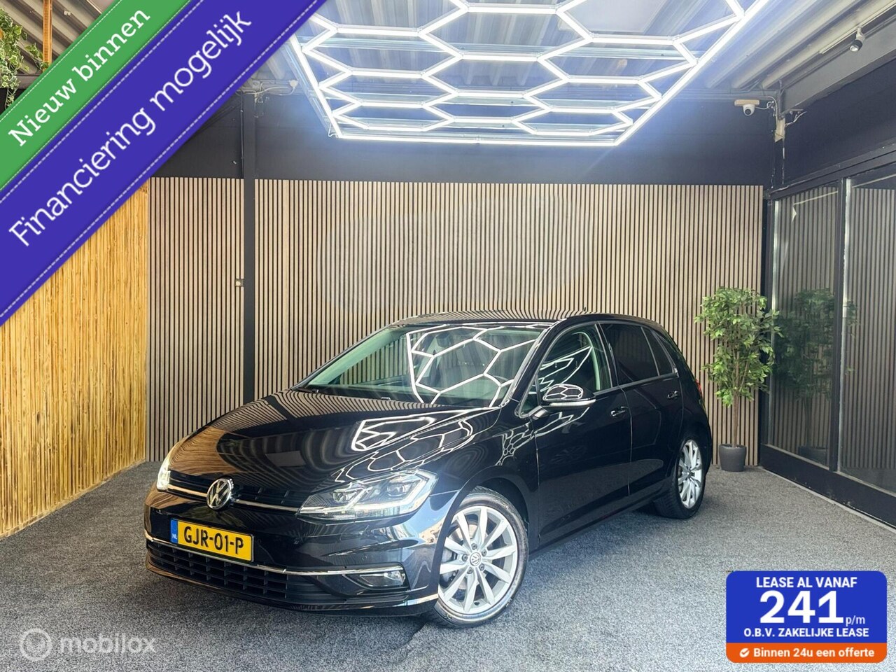Volkswagen Golf - 1.5 TSI Highline | LED | ACC | PDC | 18” - AutoWereld.nl