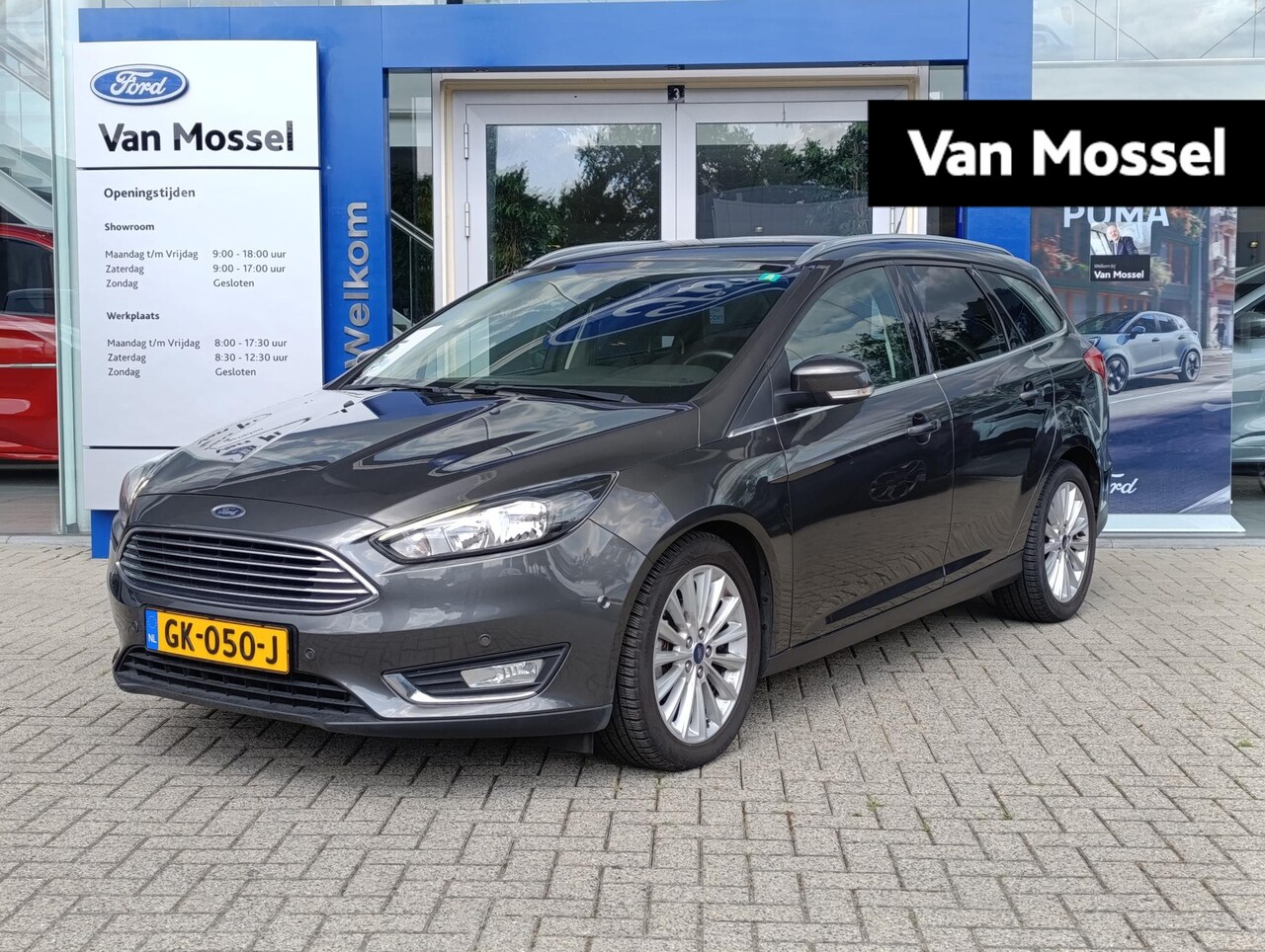 Ford Focus Wagon - 1.0 First Edition | Voorruitverwarming | Navigatie | Cruise Control | Metallic lak - AutoWereld.nl