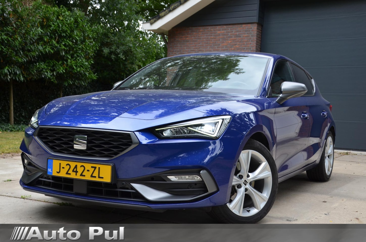 SEAT Leon - 1.0 TSI FR Launch Edition Navi/Ecc/Pdc/Apple Carplay/Android Auto/Extra getint glas/Virtua - AutoWereld.nl