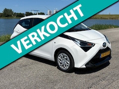 Toyota Aygo - 1.0 VVT-i x-play/Cam/Airco/NL/Apk ´27/Zeer nette