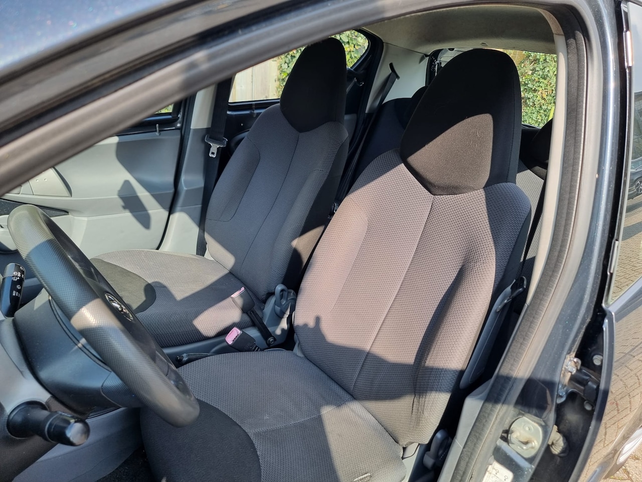 Toyota Aygo - 1.0-12V +