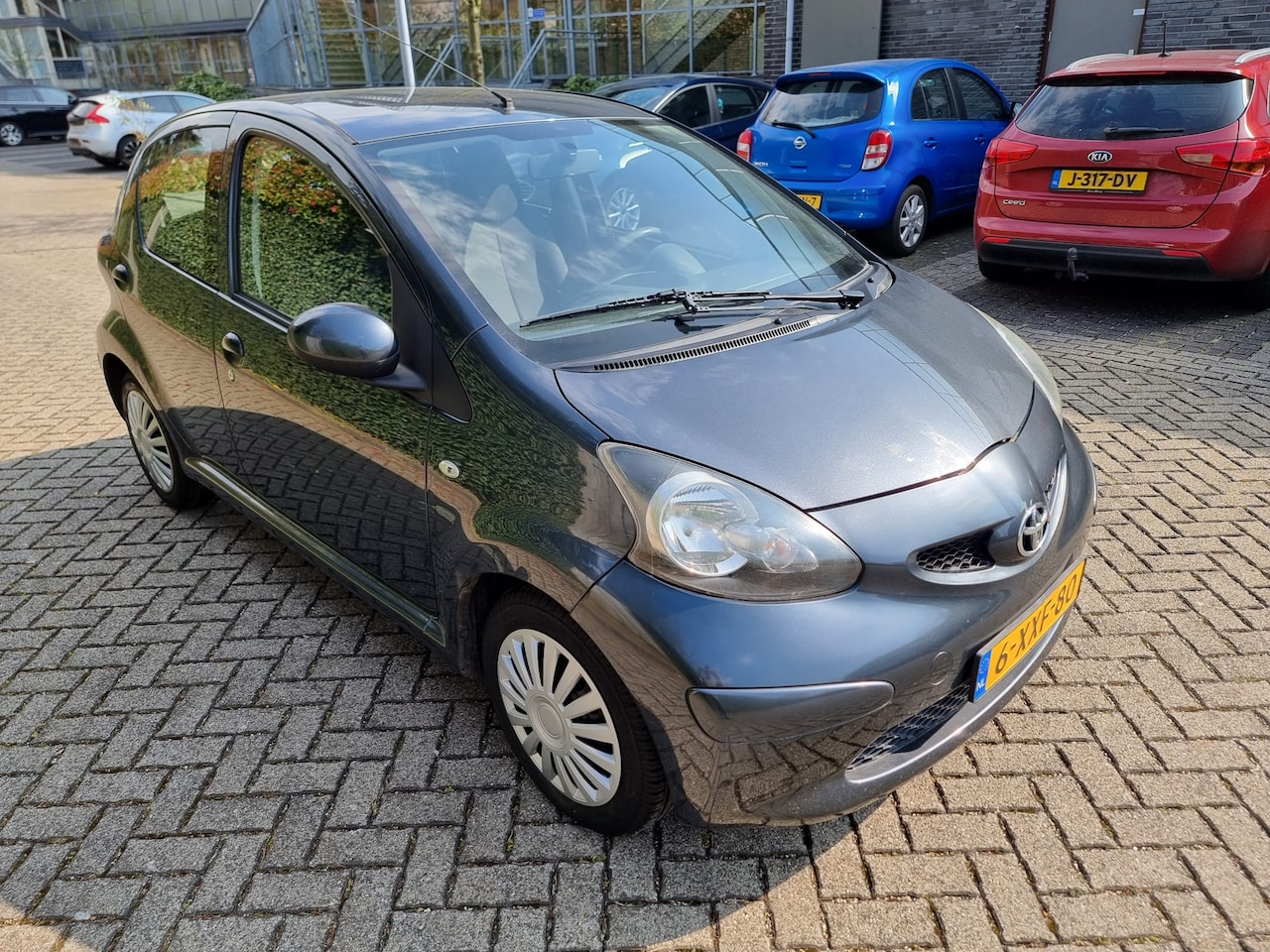 Toyota Aygo - 1.0-12V +