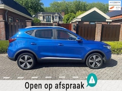 MG ZS - EV Luxury 45 kWh NAVI PANORAMADAK CRUISE CLIMA PDC LMV