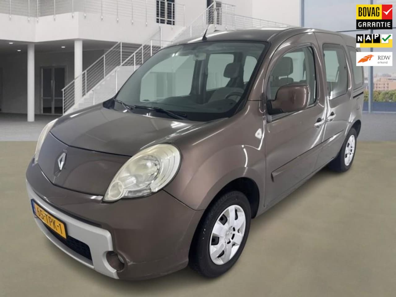 Renault Kangoo Family - 1.6-16V Expression 54.500 km +NAP 2e Eig. NL-auto - AutoWereld.nl