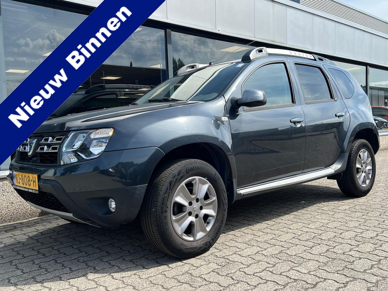 Dacia Duster - 1.2 TCE LAUREATE 4X2 AC/BLUETOOTH/CRUISE/MIST.LAMP/LMV/80.000KM - AutoWereld.nl