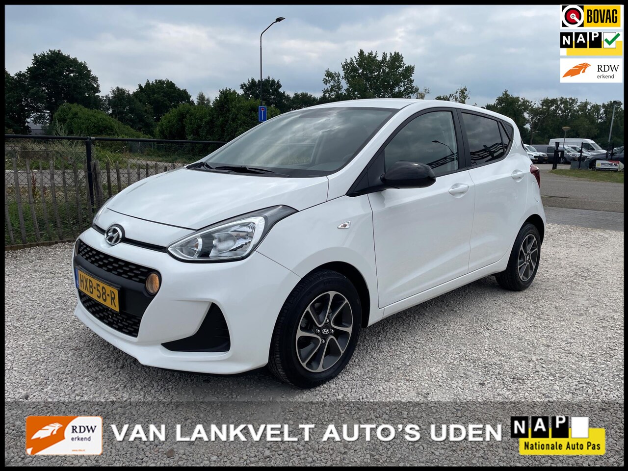 Hyundai i10 - 1.0i Premium AUTOMAAT, Apple Carplay, Navi, 1e eigenaar! - AutoWereld.nl