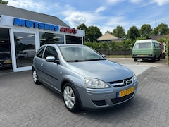 Opel Corsa - 1.2-16V SILVERLINE - 1e eigenaar - airco