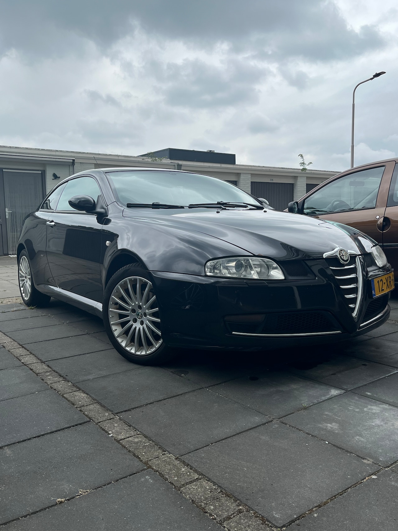 Alfa Romeo GT - 1.8 T.Spark Imola disegno BERTONE - AutoWereld.nl