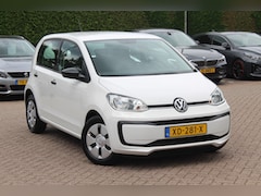 Volkswagen Up! - 1.0 BMT take up / Airco / Radio / LED Dagrijverlichting / Elektr. ramen voor / Parrot