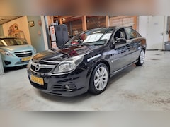 Opel Vectra GTS - 2.2-16V Executive EERSTE EIGENAAR Navi, half leder, parkeersensoren voor + achter