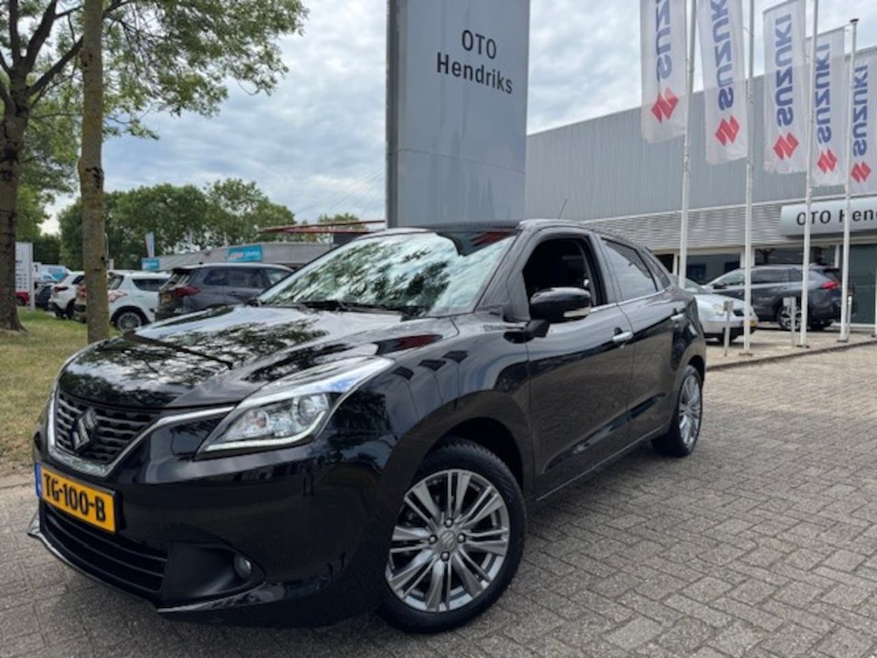 Suzuki Baleno - 1.0 Boosterjet High Executive 1.0 Boosterjet 112pk High Executive - AutoWereld.nl