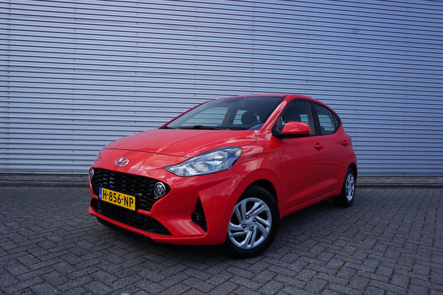 Hyundai i10 - 1.0 Comfort Airco / Cruise / Carplay / Lane ass. / Elektr. ramen / NAP - AutoWereld.nl