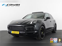 Porsche Cayenne - 3.0 E-Hybrid 463pk > Pano.schuif/Sport-Chrono/Active Suspension/Trekhaak