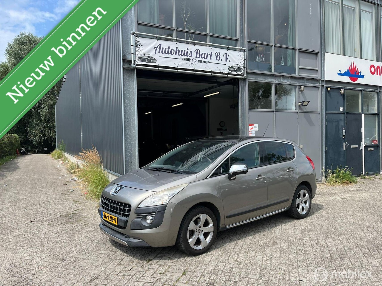 Peugeot 3008 - 1.6 THP Blue Lease Executive Pano! Airco! APK! NAP! - AutoWereld.nl