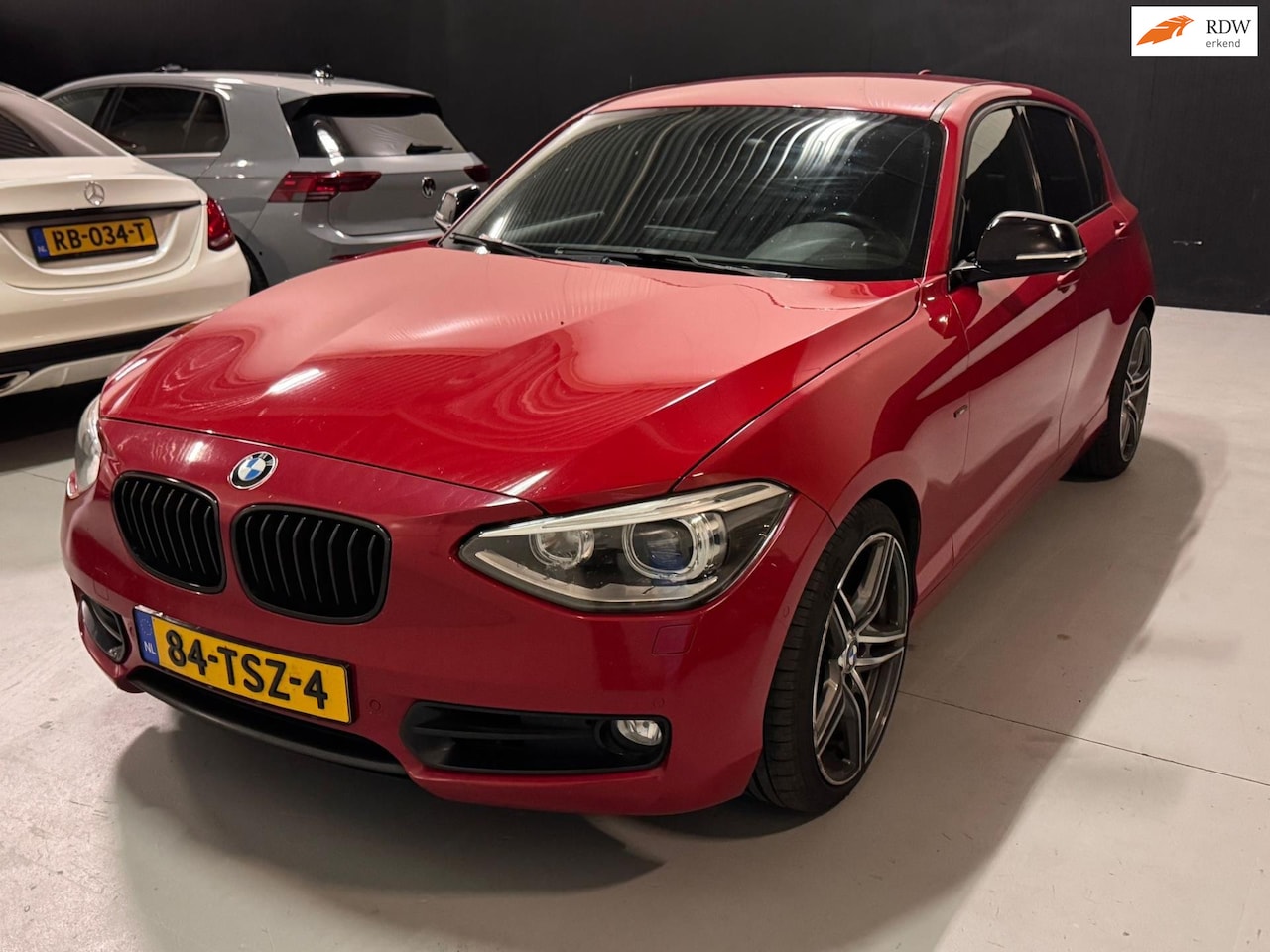 BMW 1-serie - 118i M-pakket Sport Navi Clima! Inruil mogelijk! - AutoWereld.nl
