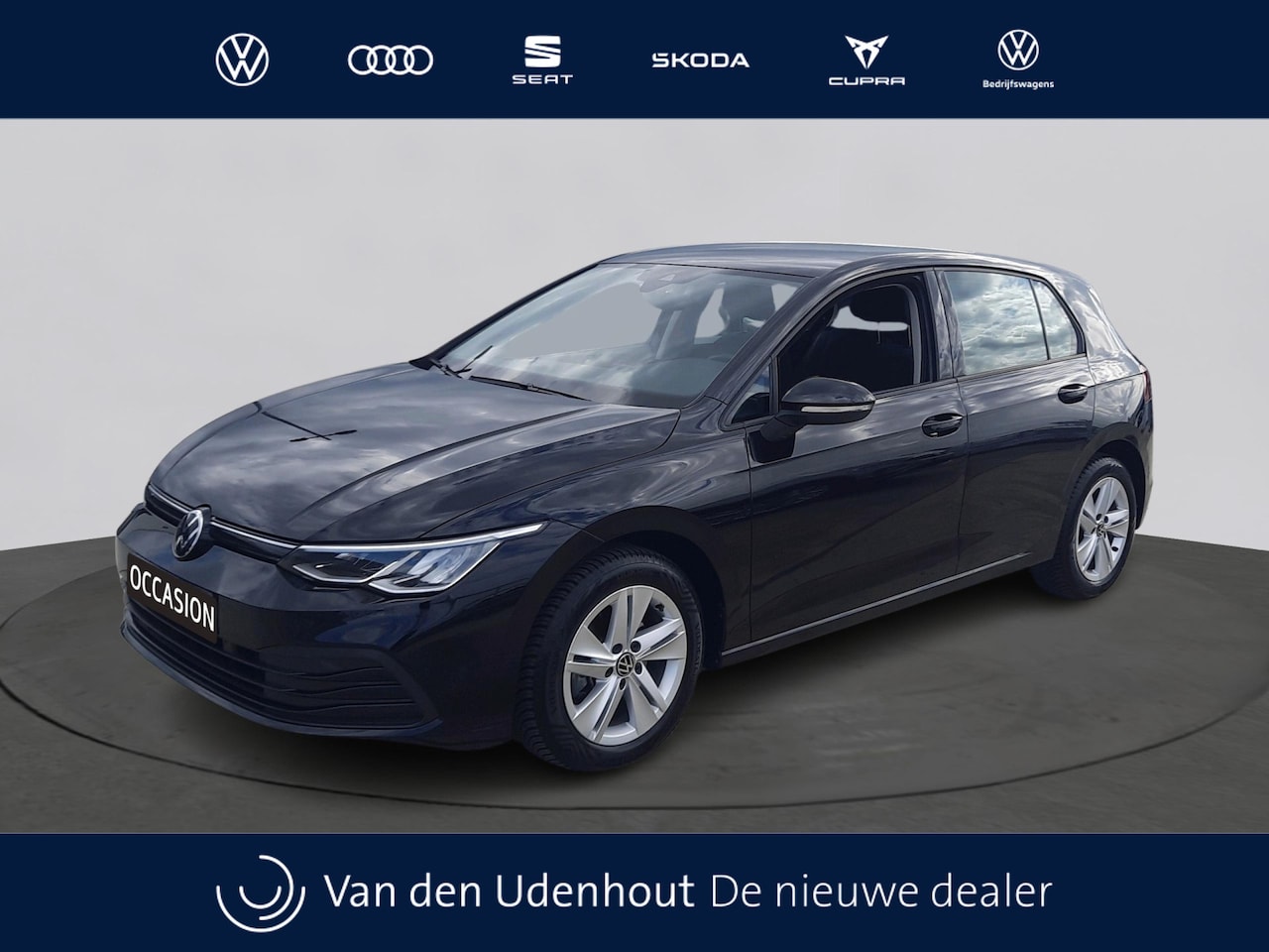 Volkswagen Golf - 1.0 TSI 110pk Life | Navigatie | App Connect | Parkeersensoren - AutoWereld.nl