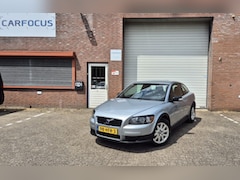 Volvo C30 - 1.6 Advantage NAP Leder 2e eigenaar PDC Trekhaak Airco APK