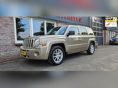 Jeep Patriot - 2.4 Sport Liberty 4WD Airco Cruise Control Leer Navigatie Nette Auto NAP