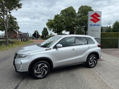 Suzuki Vitara - 1.4 Boosterjet Style Smart Hybrid BJ 2025 // 1500 kilo trekgewicht // Nieuwstaat // Snel t