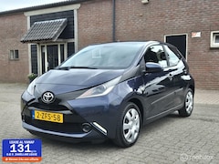 Toyota Aygo - 1.0 VVT-i x-play Camera Cruise Airco