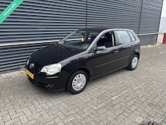 Volkswagen Polo - 1.4-16V Turijn NWE APK Nette Auto Airco Trekhaak Lage Km Airco 5D