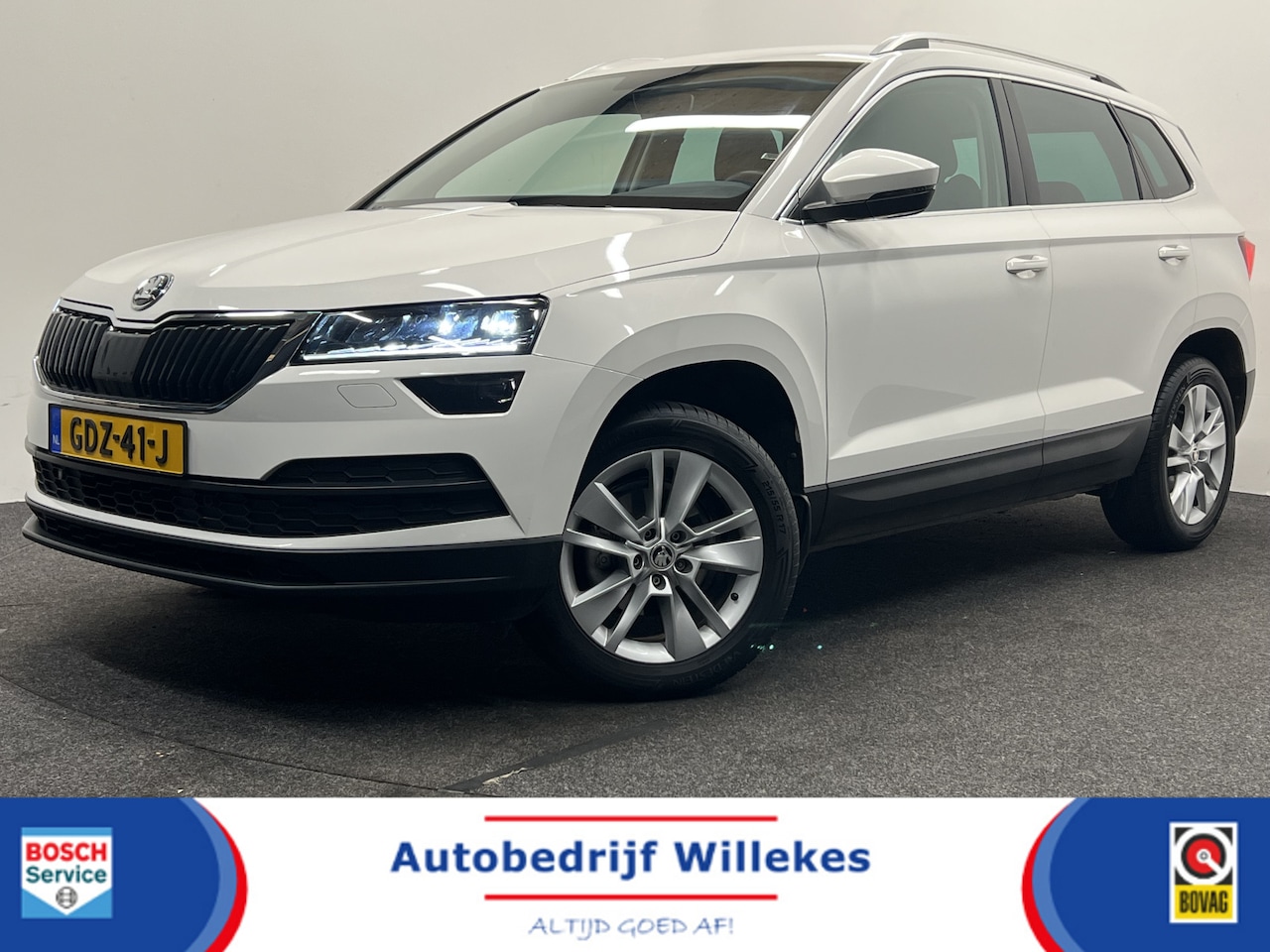 Skoda Karoq - 1.0 TSI Business Edition | TREKHAAK | NAVIGATIE | STOELVERWAMING | CAMERA | - AutoWereld.nl
