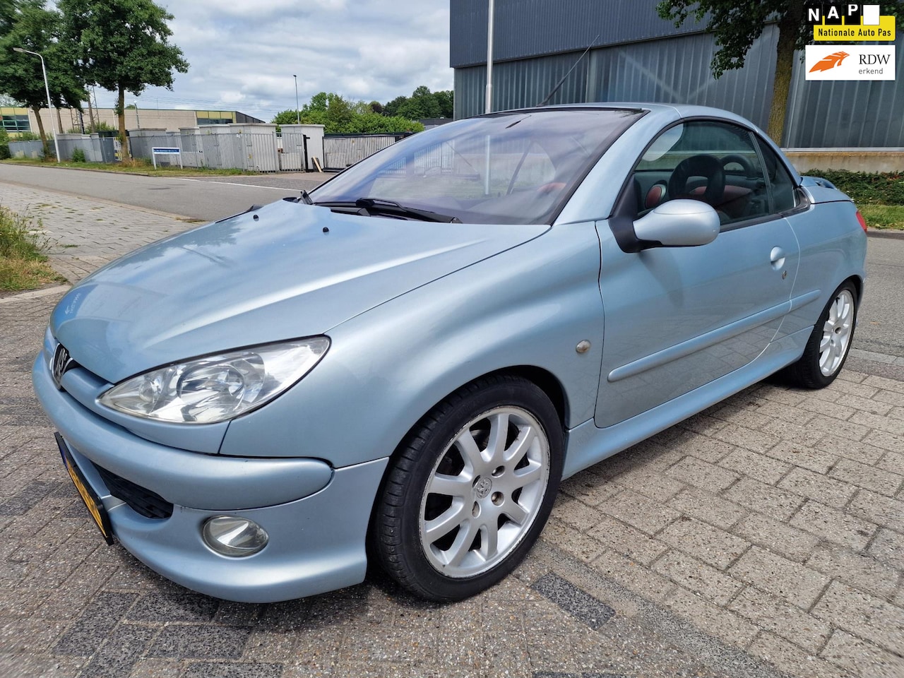 Peugeot 206 CC - 2.0-16V 2.0-16V, Apk, Nap, Goed rijdend, Inruil mogelijk. - AutoWereld.nl