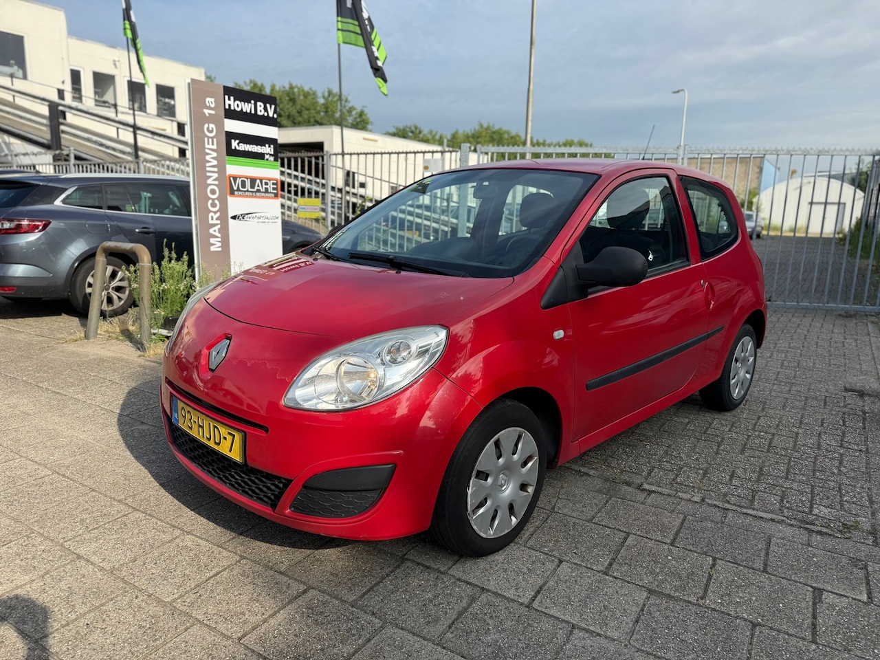 Renault Twingo - 1.2 Authentique | airco - AutoWereld.nl