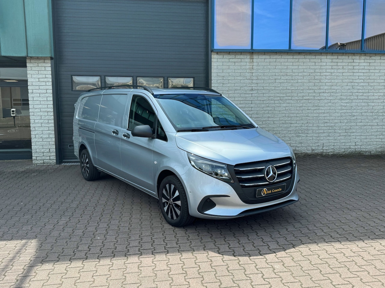Mercedes-Benz Vito - 119 CDI L3 Select BPM vrij Multibeam 2x Schuifdeur Trekhaak 2.5T Stoel Stoel Deuren Leder - AutoWereld.nl