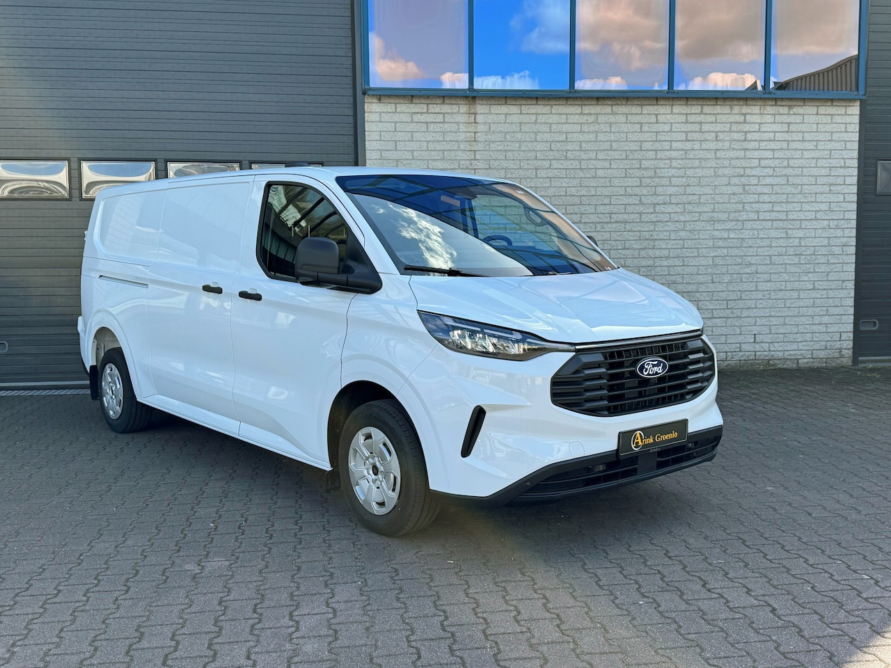 Ford Transit Custom - 320 L2 Trend BPM vrij 136 PK 360° Ultimate Pack 2x Schuifdeur LED Automaat Adaptive Cruise - AutoWereld.nl