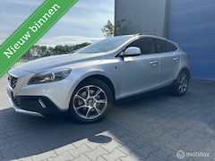 Volvo V40 Cross Country - 2.0 T3 Ocean Race
