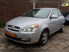 Hyundai Accent - 1.4i EK Airco, Elektrische ramen, LM Velgen, Trekhaak