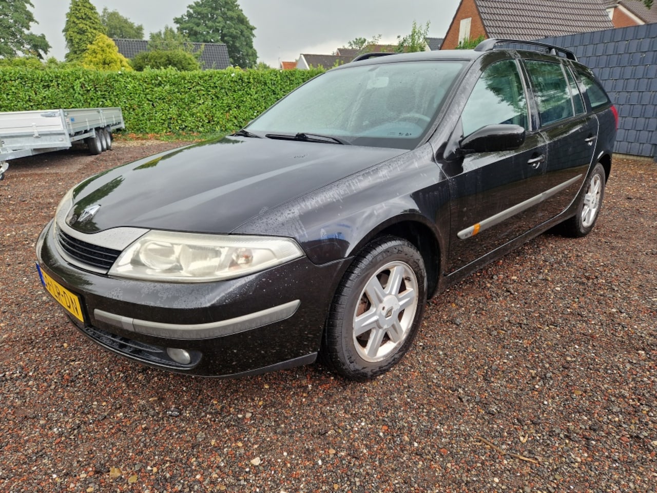 Renault Laguna Grand Tour - 1.6-16V Elective 1.6-16V Elective - AutoWereld.nl