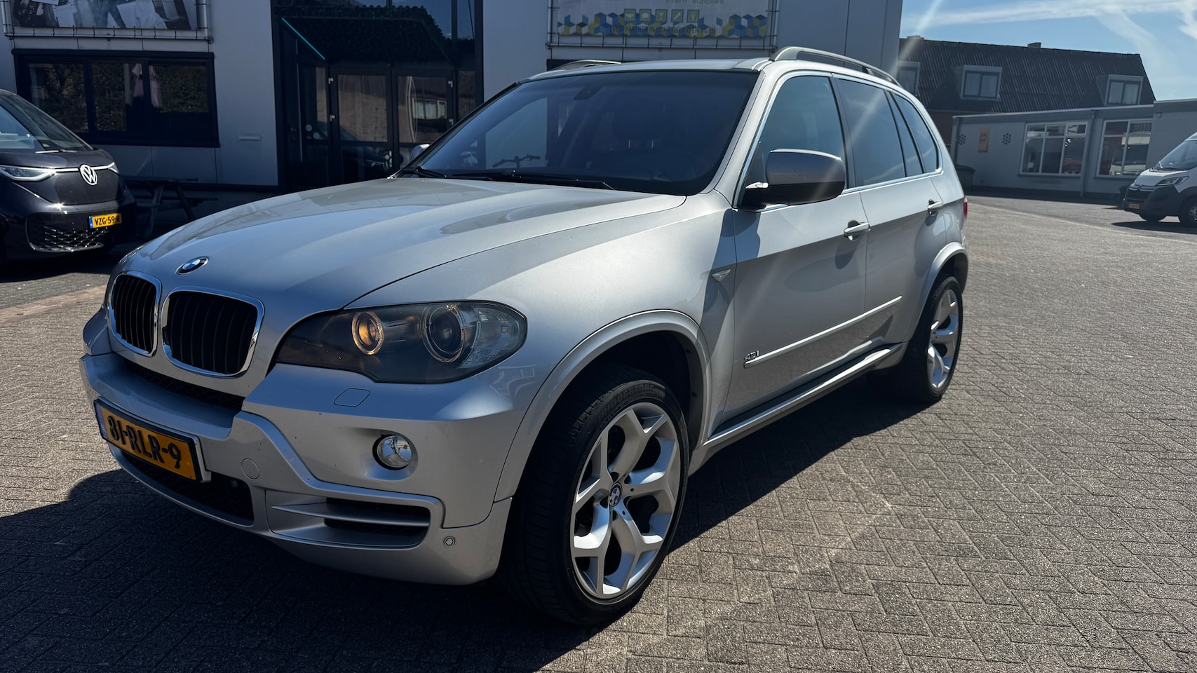 BMW X5 - 4.8i sport, 7 persoons - AutoWereld.nl